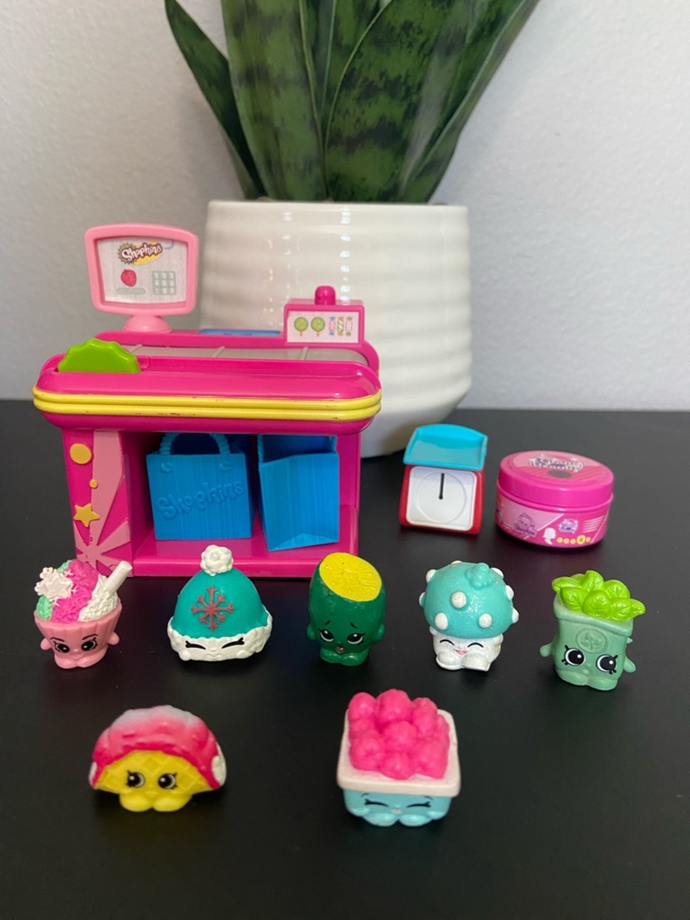 Shopkins Bright Pink Grocery Store Checkout Playset with Colorful Mini Figures